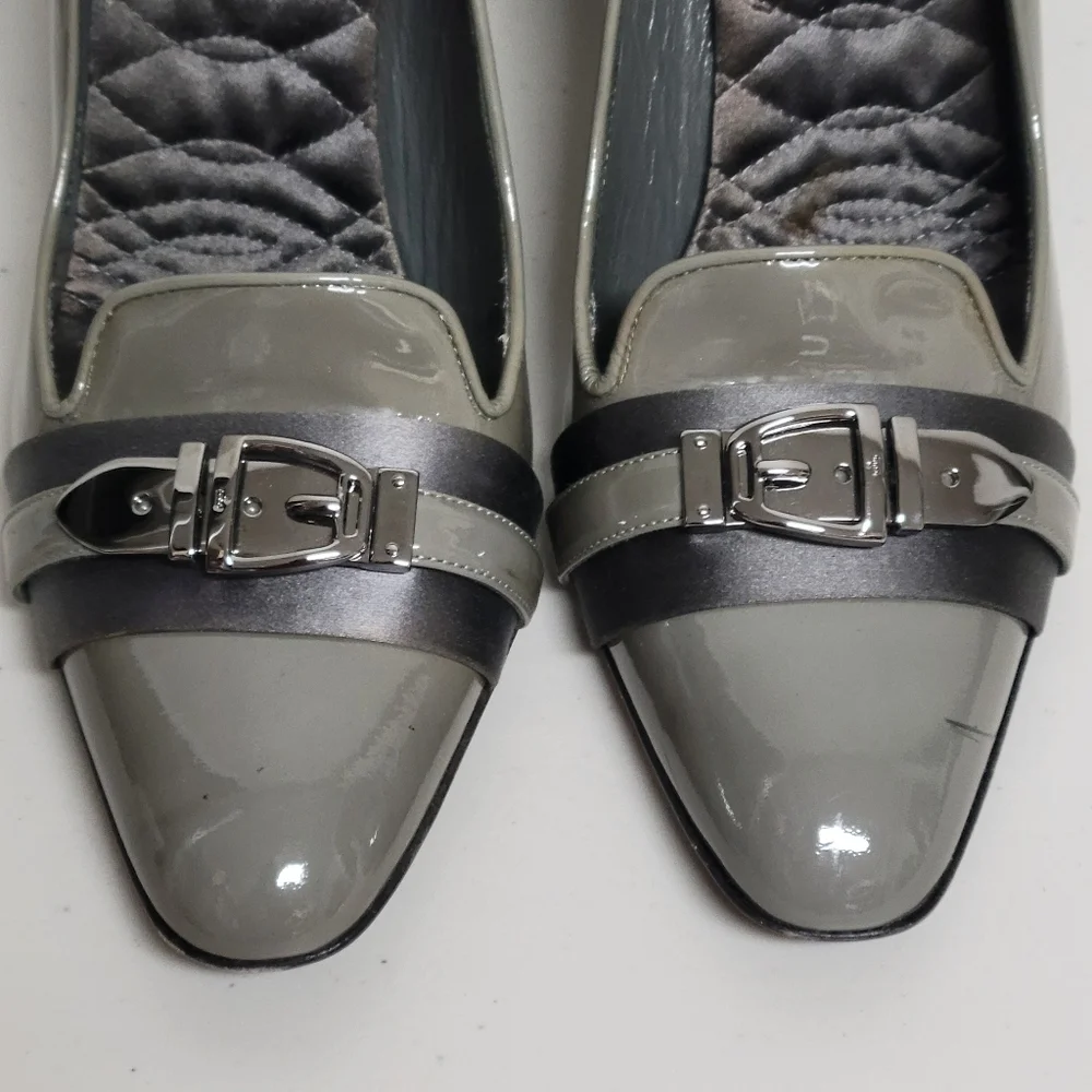 Gucci Buckle Details Patent Leather Heels Size 11. - Picture 8 of 16